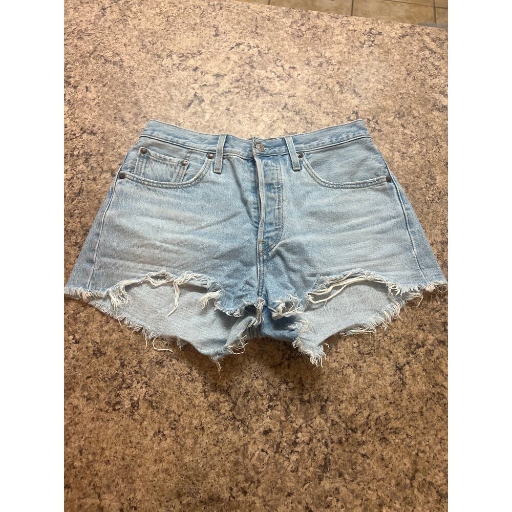 Levi’s 501 Jean Shorts Size 28